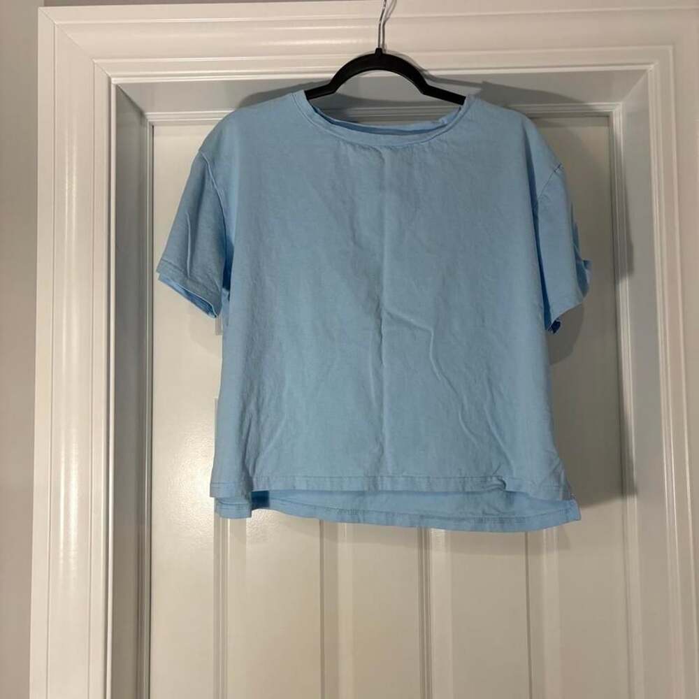 Easy Clothes Baby Blue T-Shirt Size M/L Cotton Basic